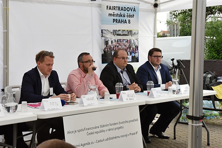 Developeři, občanská sdružení a samospráva u jednoho stolu: kde začít na Palmovce?