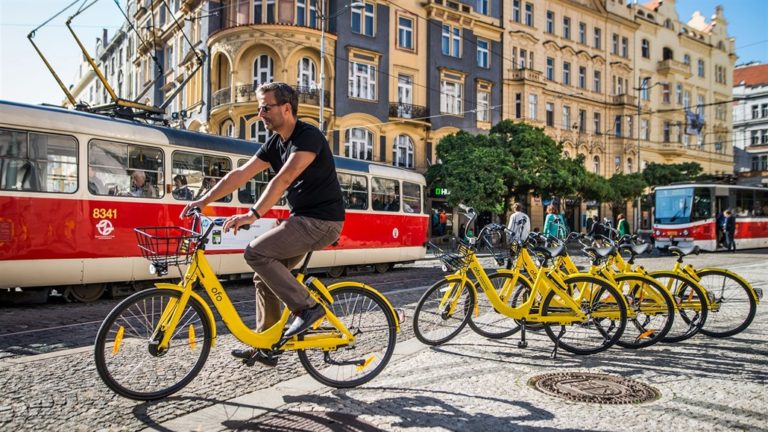 Praha schválila pravidla pro bezstanicový bikesharing