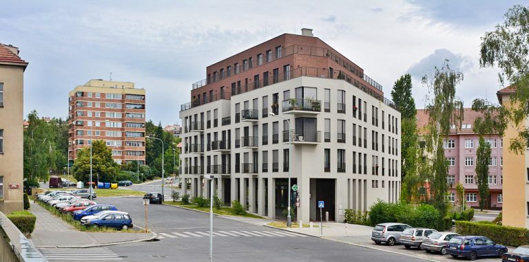 Problémy s bydlením jsou větší, než si pražská koalice připouští